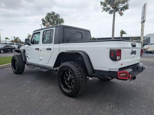 Bright White Clearcoat 2021 Jeep Gladiator Sport