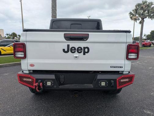 Bright White Clearcoat 2021 Jeep Gladiator Sport