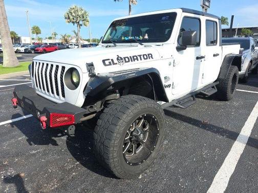 Bright White Clearcoat 2021 Jeep Gladiator Sport