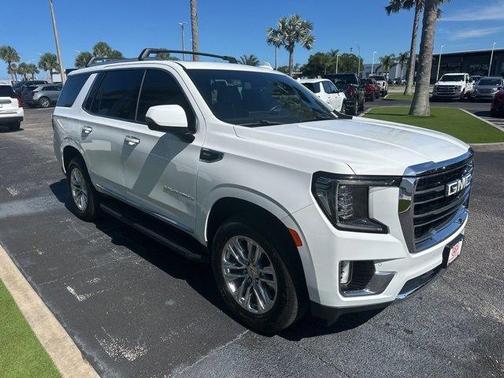 2022 GMC Yukon SLT