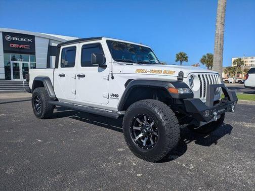 2020 Jeep Gladiator Sport