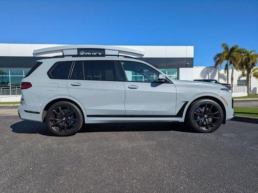 2023 BMW X7 xDrive40i
