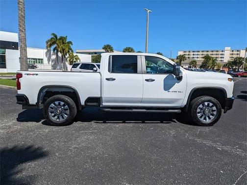 2023 Chevrolet Silverado 2500 Custom