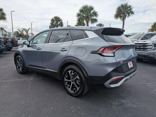 Everlasting Silver 2023 Kia Sportage EX