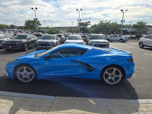 2025 Chevrolet Corvette Stingray w/1LT