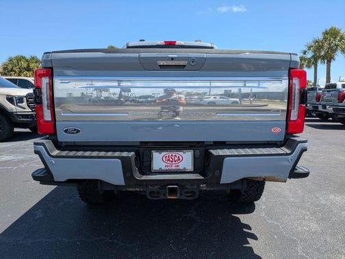 Gray Metallic 2024 Ford F-250 Platinum