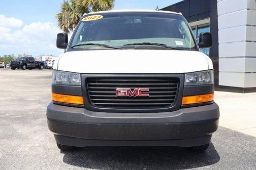2023 GMC Savana 2500 Work Van