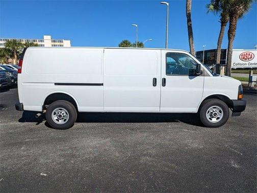 2023 GMC Savana 2500 Work Van