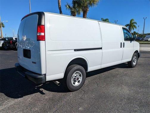 2023 GMC Savana 2500 Work Van