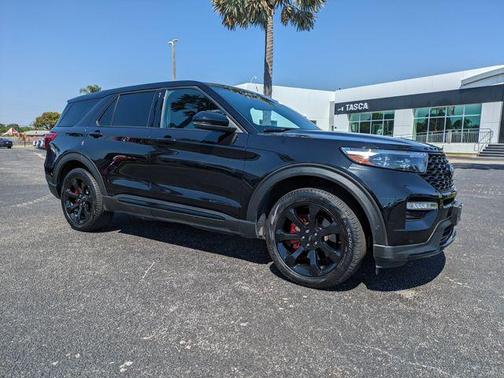 2022 Ford Explorer ST