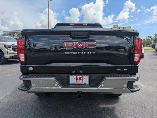 Onyx Black 2026 GMC Sierra 1500 SLE