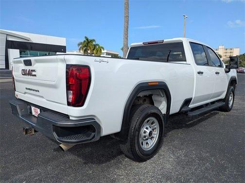 2022 GMC Sierra 2500 Pro