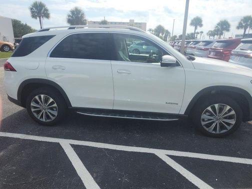 White 2020 Mercedes-Benz GLE 350 Base 4MATIC
