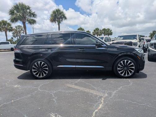 Infinite Black Metallic 2023 Lincoln Aviator Black Label Grand Touring