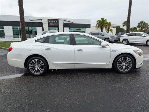 2018 Buick LaCrosse Essence