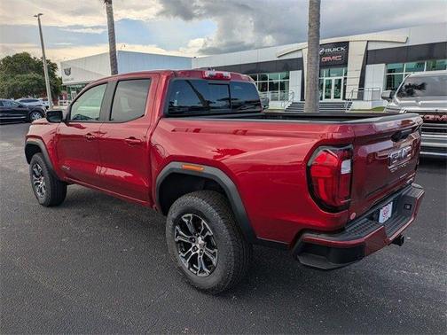 2025 GMC Canyon AT4