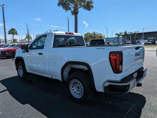 2025 GMC Sierra 1500 Pro