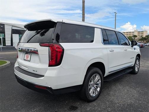 2024 GMC Yukon XL SLT