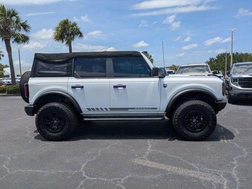Oxford White 2022 Ford Bronco Big Bend