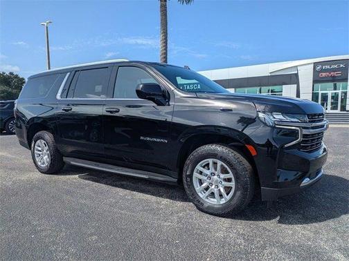 2023 Chevrolet Suburban LT