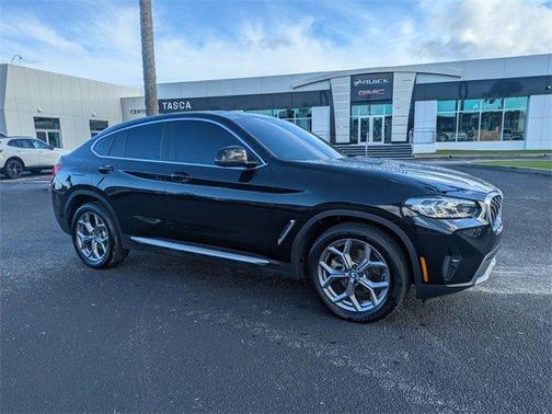 2023 BMW X4 xDrive30i