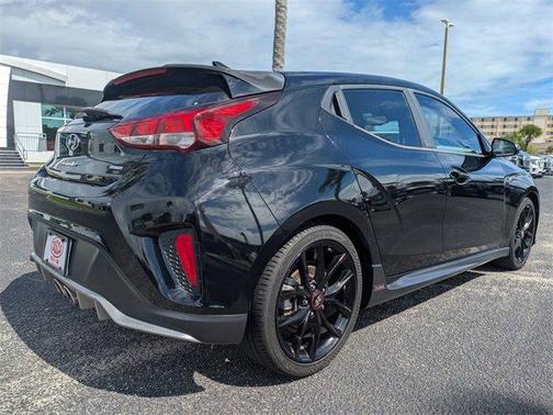 2019 Hyundai Veloster Turbo R-Spec