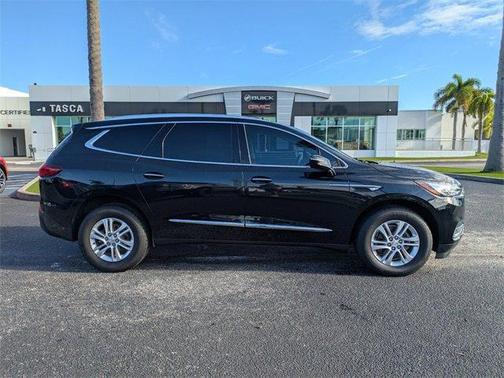 2021 Buick Enclave Essence