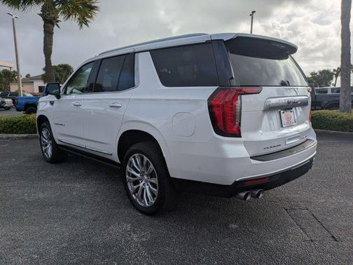 White Frost Tri-Coat 2024 GMC Yukon Denali