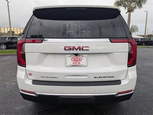 2025 GMC Yukon Elevation