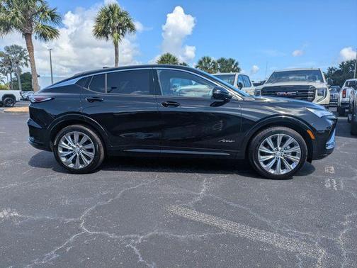 Ebony Twilight Metallic 2026 Buick Envista Avenir