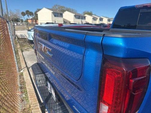 Dynamic Blue Metallic 2024 GMC Sierra 1500 AT4