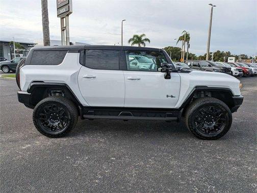 2026 GMC HUMMER EV SUV 2X