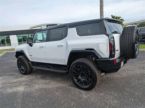 2026 GMC HUMMER EV SUV 2X