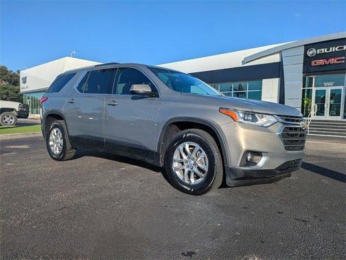 2018 Chevrolet Traverse LT Cloth
