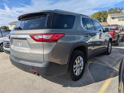 2018 Chevrolet Traverse LT Cloth