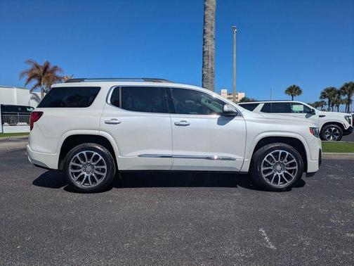 2021 GMC Acadia Denali