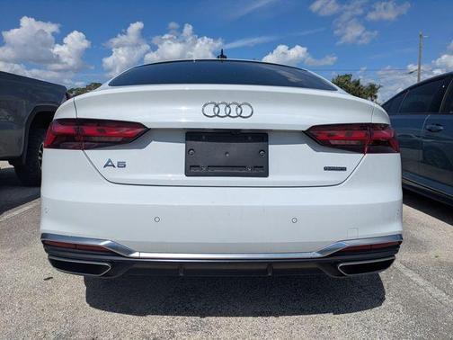 Glacier White Metallic 2023 Audi A5 45 S line quattro Premium