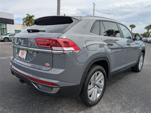 2022 Volkswagen Atlas Cross Sport 3.6L V6 SE w/Technology