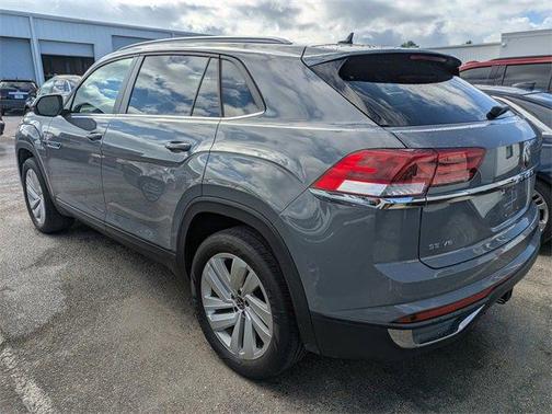 2022 Volkswagen Atlas Cross Sport 3.6L V6 SE w/Technology
