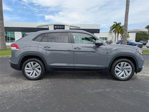 2022 Volkswagen Atlas Cross Sport 3.6L V6 SE w/Technology