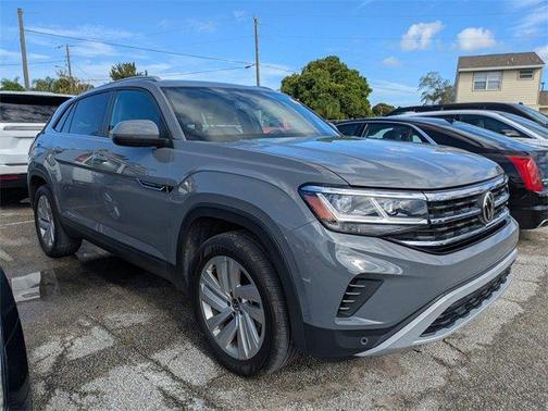 2022 Volkswagen Atlas Cross Sport 3.6L V6 SE w/Technology