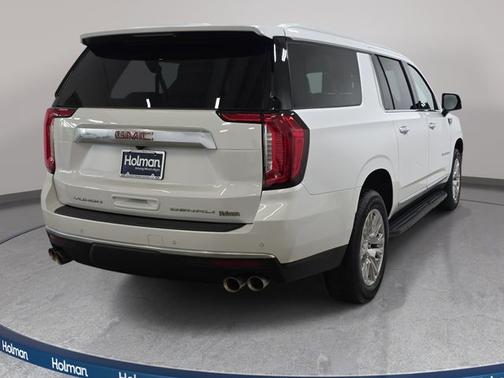 White Frost Tri-Coat 2023 GMC Yukon XL DENALI
