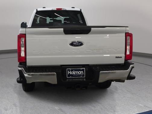 OXFORD WHITE 2024 Ford F-250 XLT
