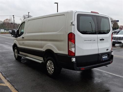 2024 Ford Transit-250 BASE