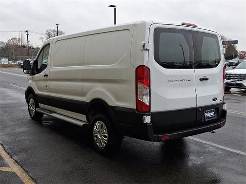 2024 Ford Transit-250 BASE