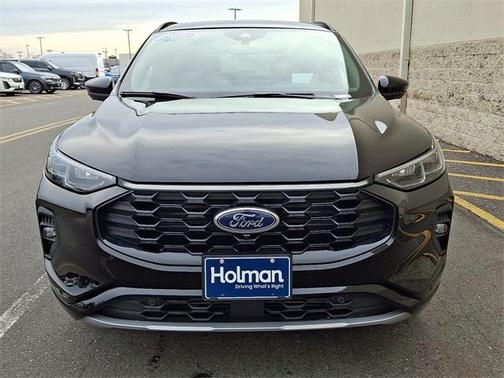 2025 Ford Escape ST-Line Elite