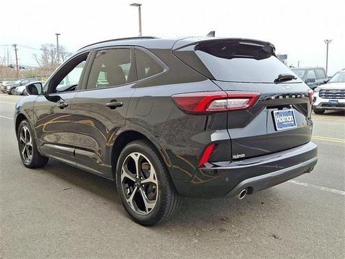 2025 Ford Escape ST-Line Elite