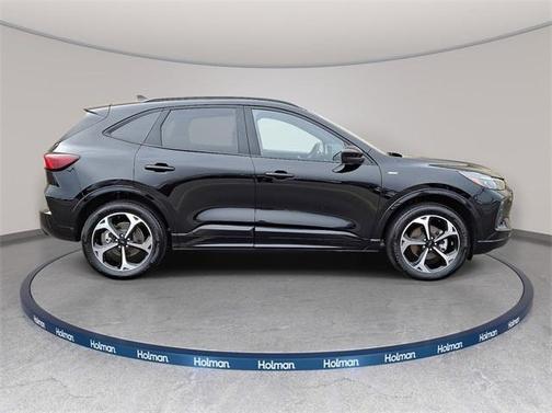 2025 Ford Escape ST-Line Elite