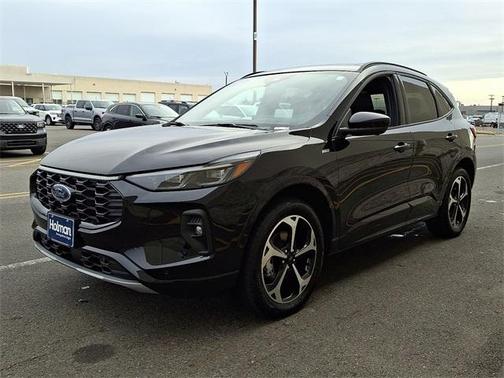 2025 Ford Escape ST-Line Elite