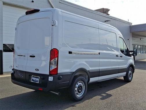 2026 Ford Transit-250 148 WB Medium Roof Cargo